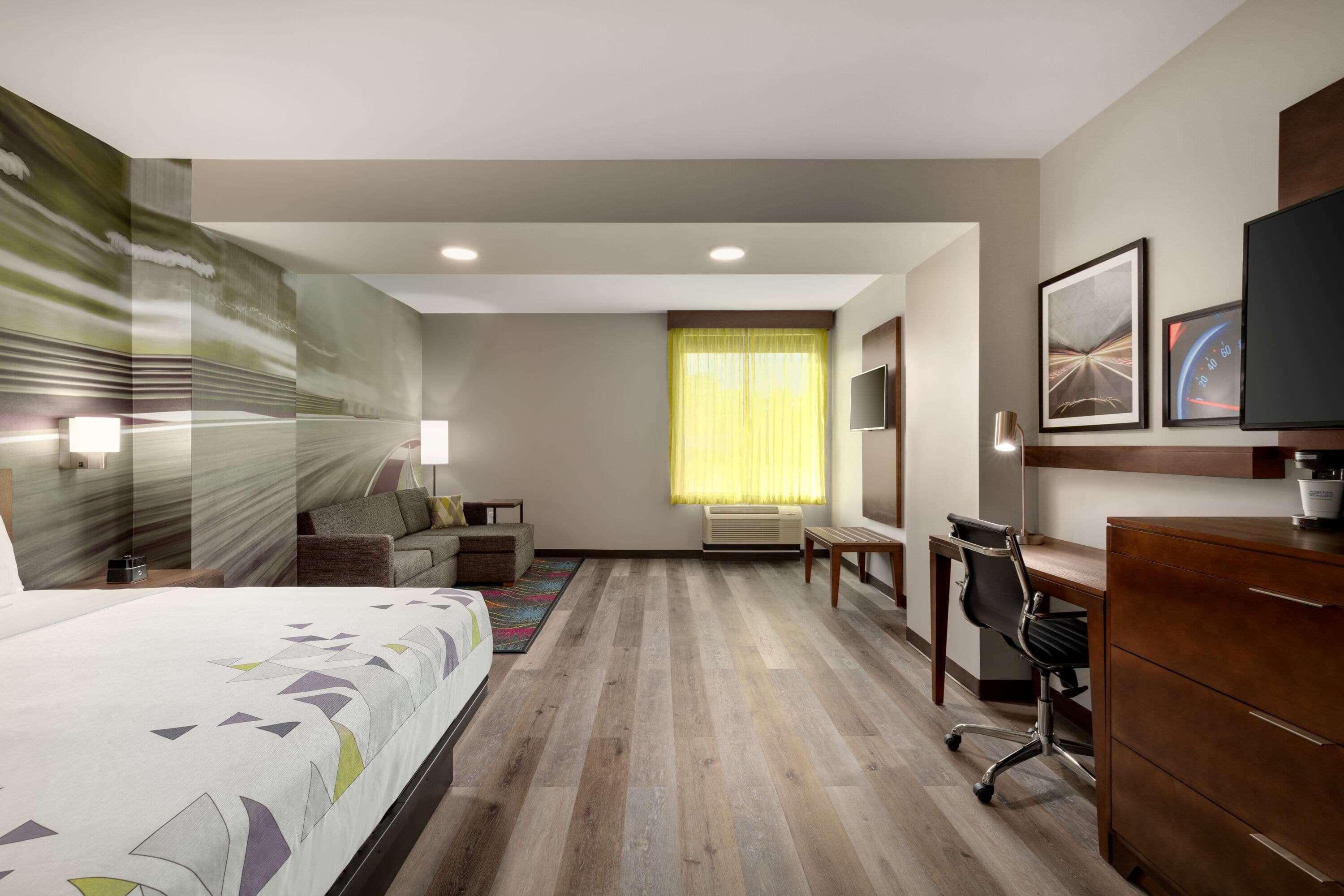 La Quinta Inn & Suites By Wyndham Braselton Bagian luar foto