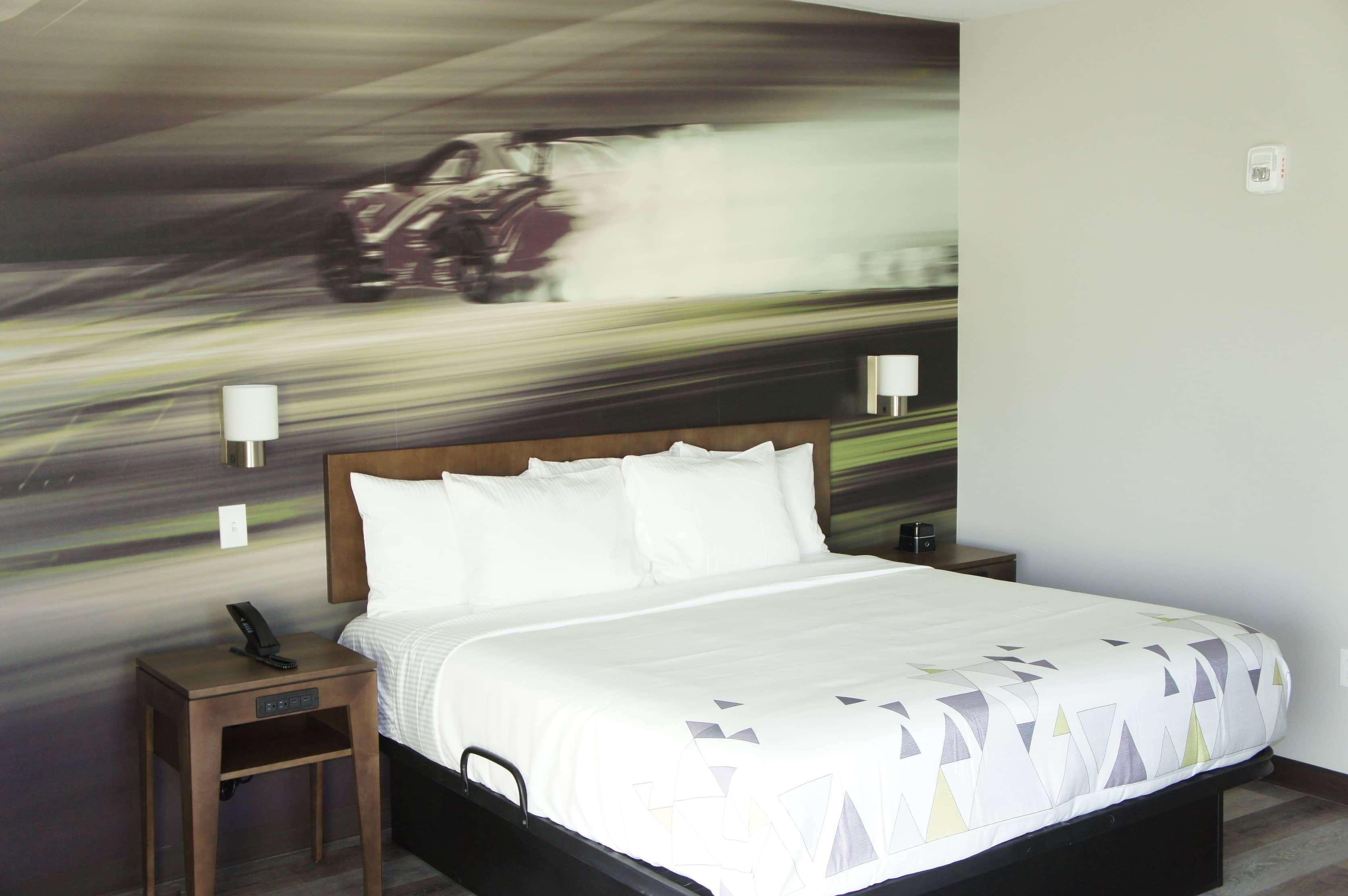 La Quinta Inn & Suites By Wyndham Braselton Bagian luar foto