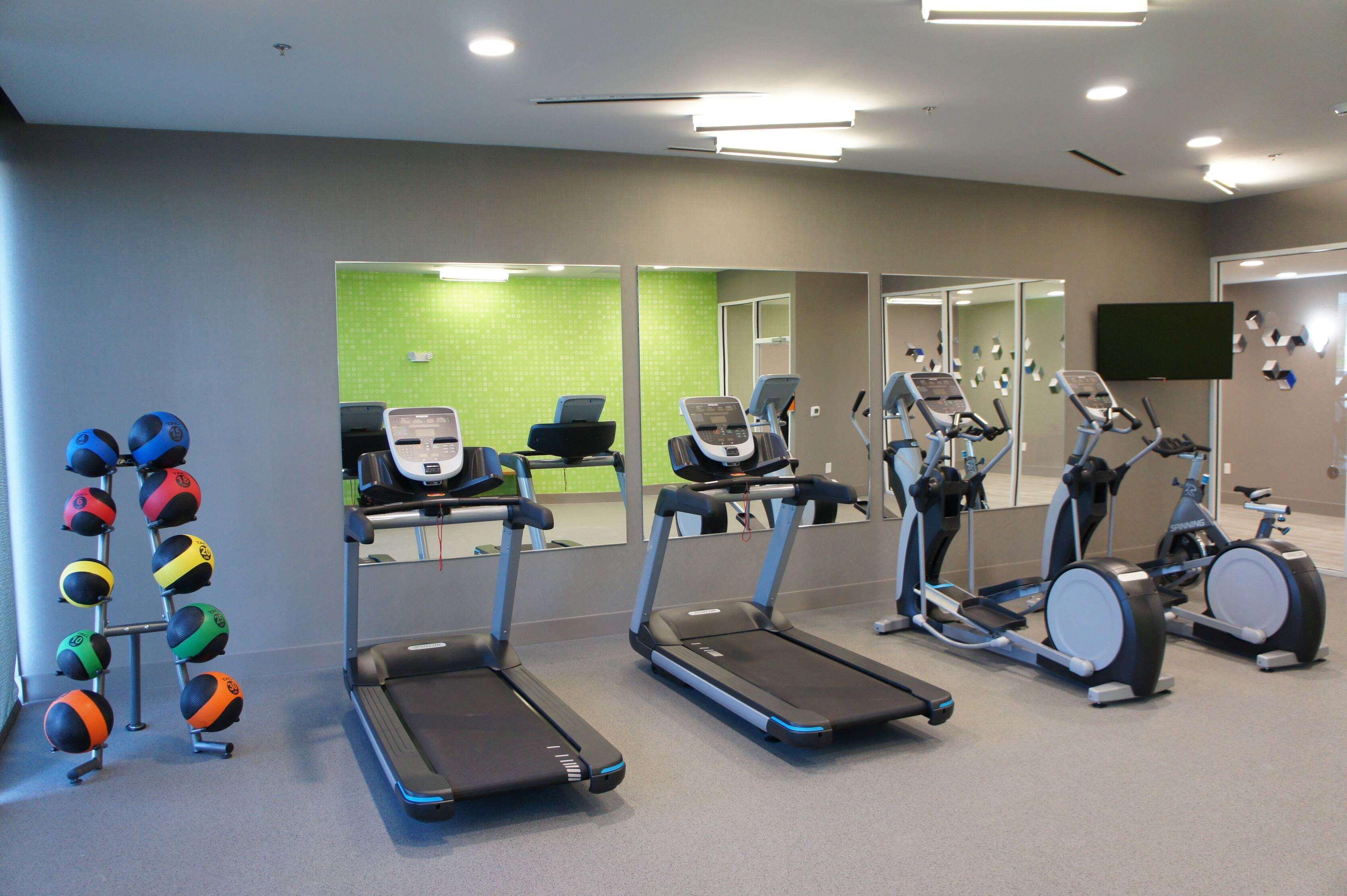 La Quinta Inn & Suites By Wyndham Braselton Bagian luar foto