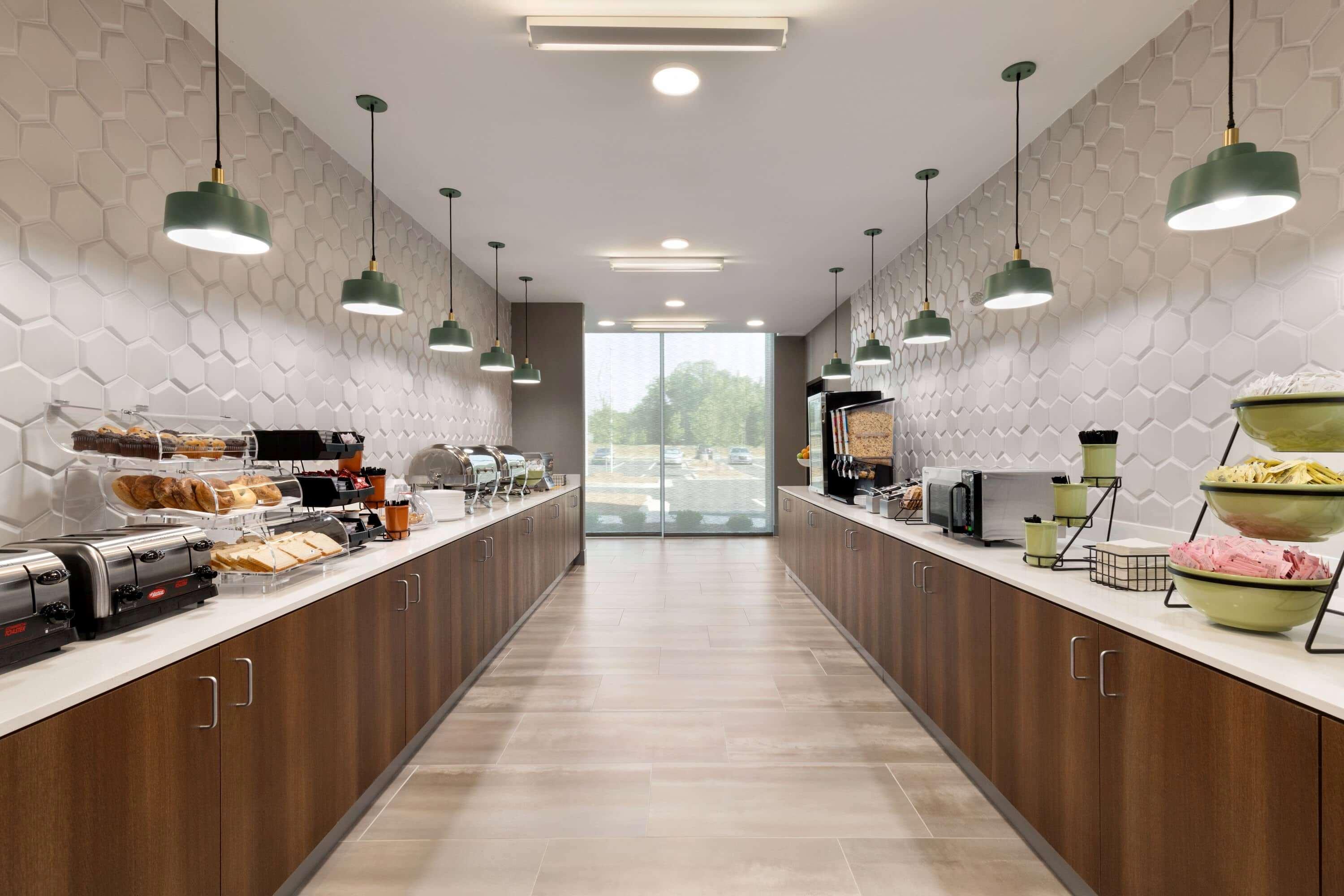 La Quinta Inn & Suites By Wyndham Braselton Bagian luar foto